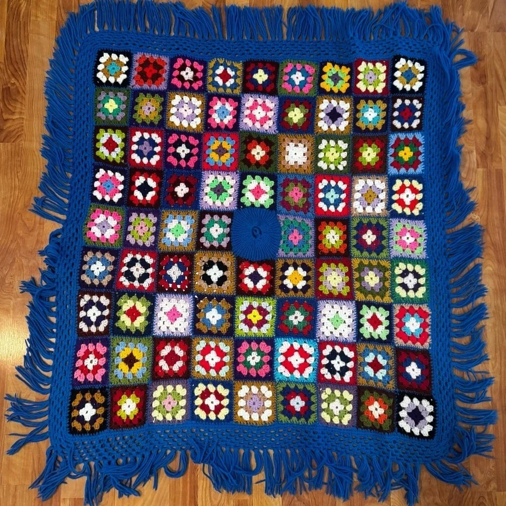Vintage Handmade Crochet Afghan Granny Square Blue Edge 44 x 49 Throw 80 Squares
